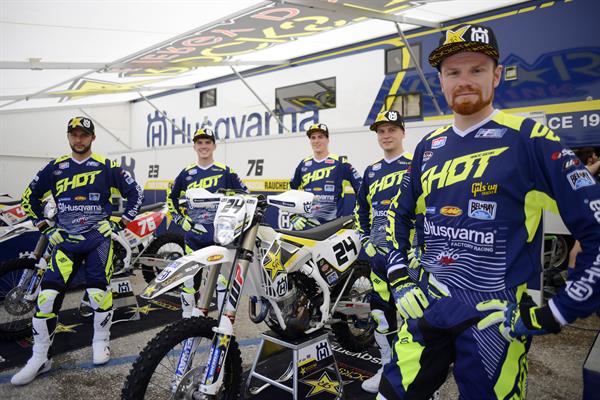 Four-man team enter Italian EnduroGP equipped with SHOT�s ultra light optica gear line-up