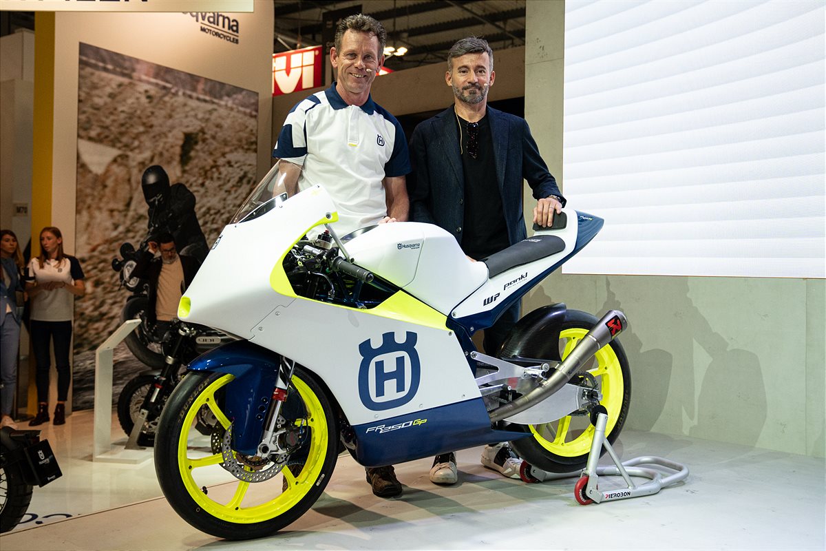 PETER ÖTTL AND MAX BIAGGI WITH THE NEW  HUSQVARNA FR 250 GP