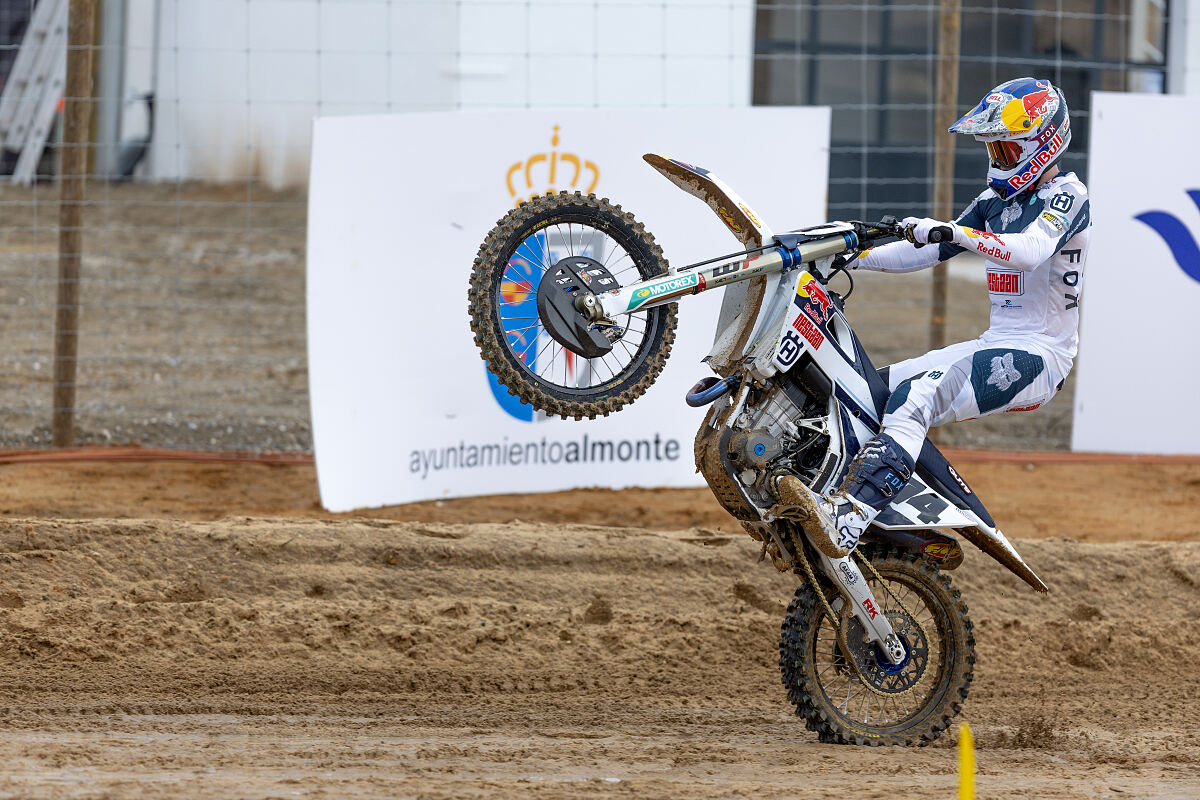 Dewolf_Almonte_2026_Fullspectrum_CDS_042A0388