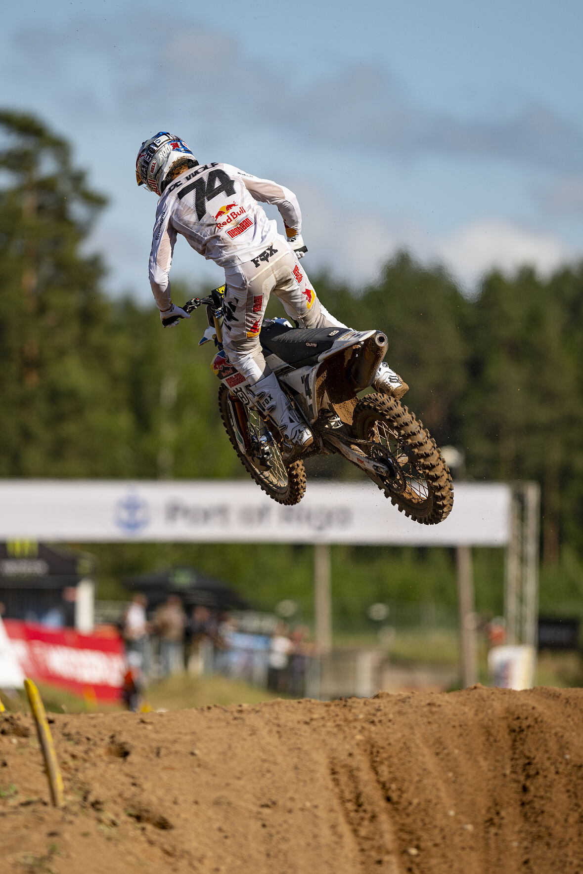 DeWolf_Latvia_2026_FullSpectrum_JC-6925