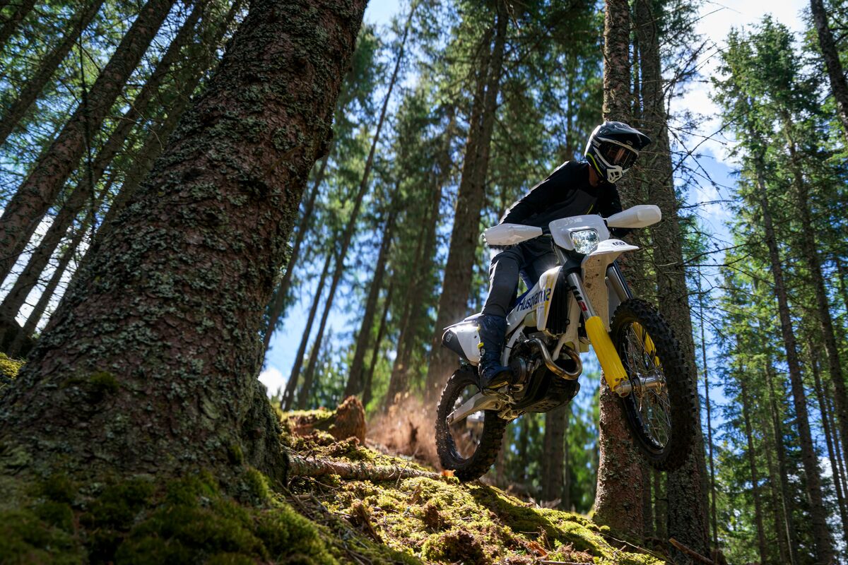 Husqvarna 2027 enduro range_02