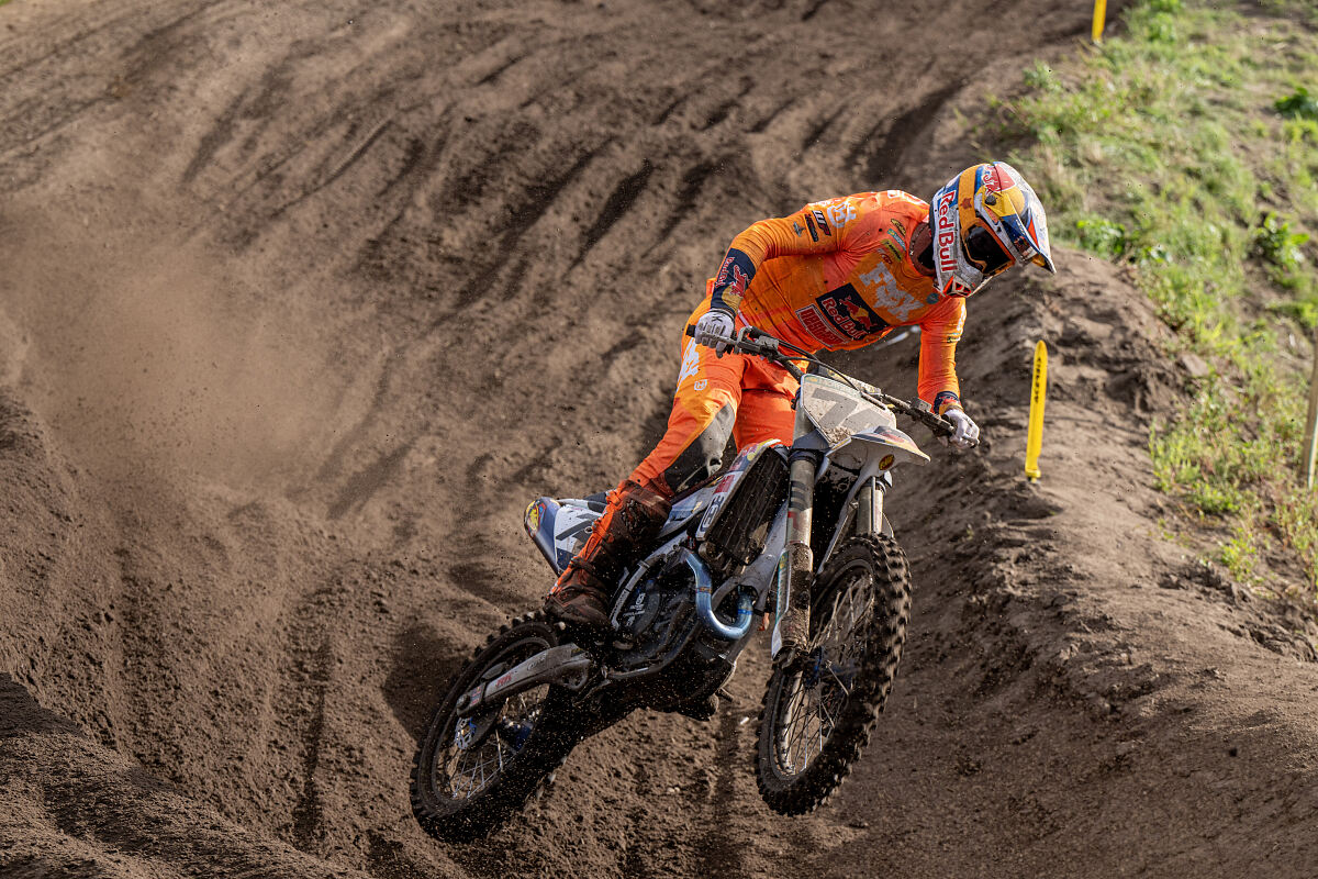 Kay De Wolf 02 - Nestaan Husqvarna Factory Racing