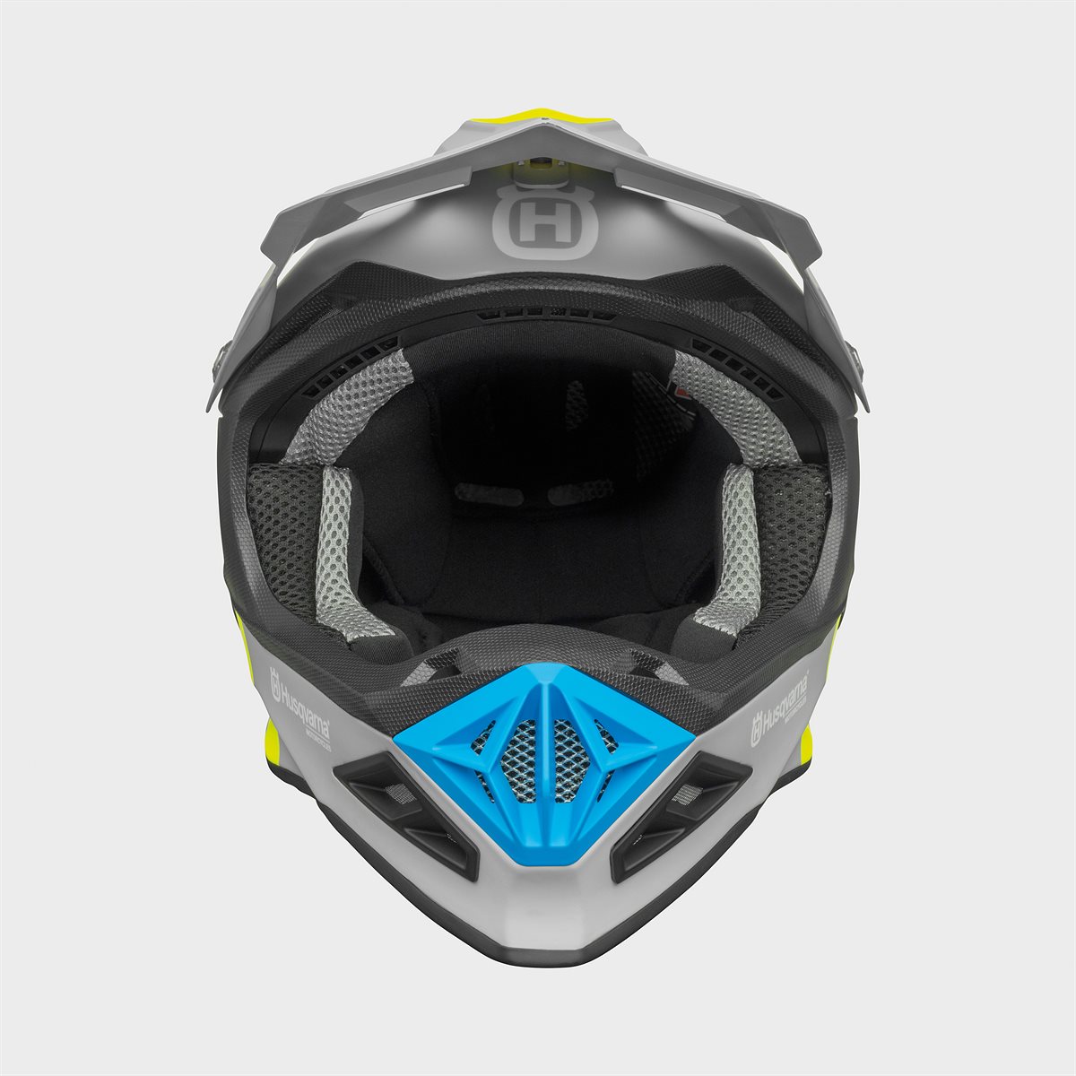 KIDS RAILED HELMET 