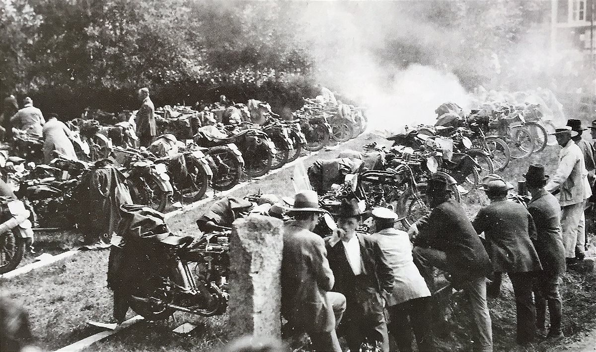 1923 - Six Days - break in between racing