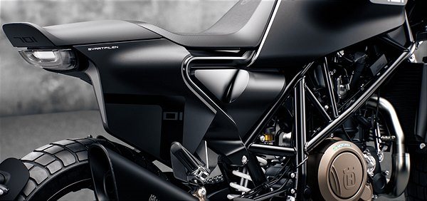 SVARTPILEN 701 - detail