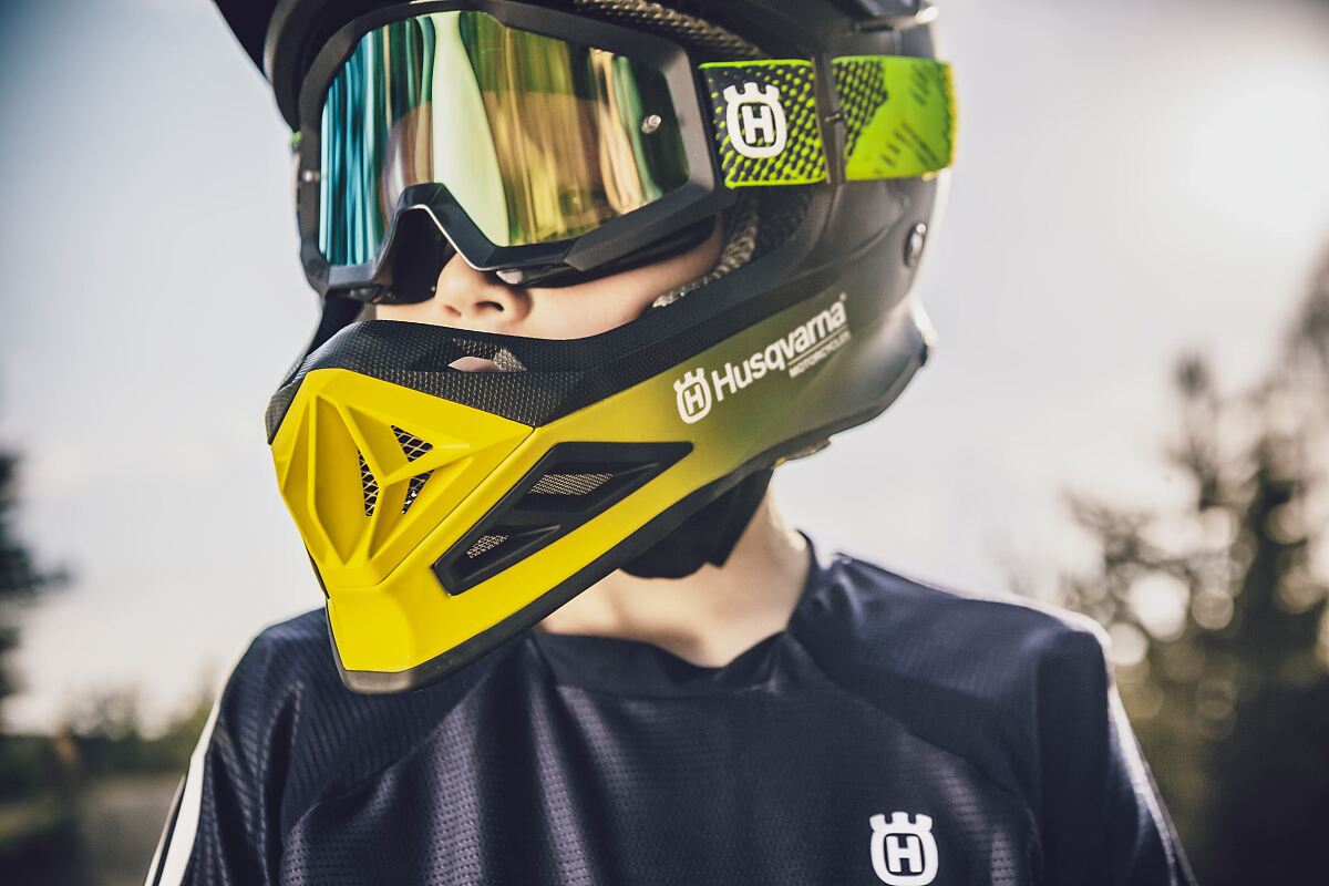 Husqvarna Functional Clothing MY 2020 (3)