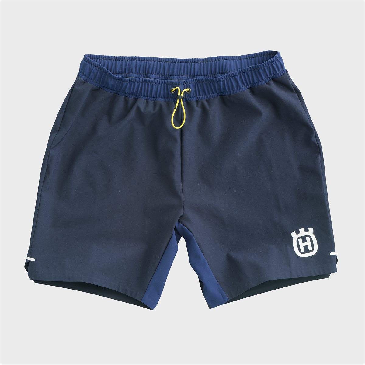 ACCELERATE SHORTS (2)