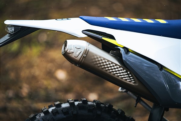AKRAPOVIC SLIP ON LINE (4)