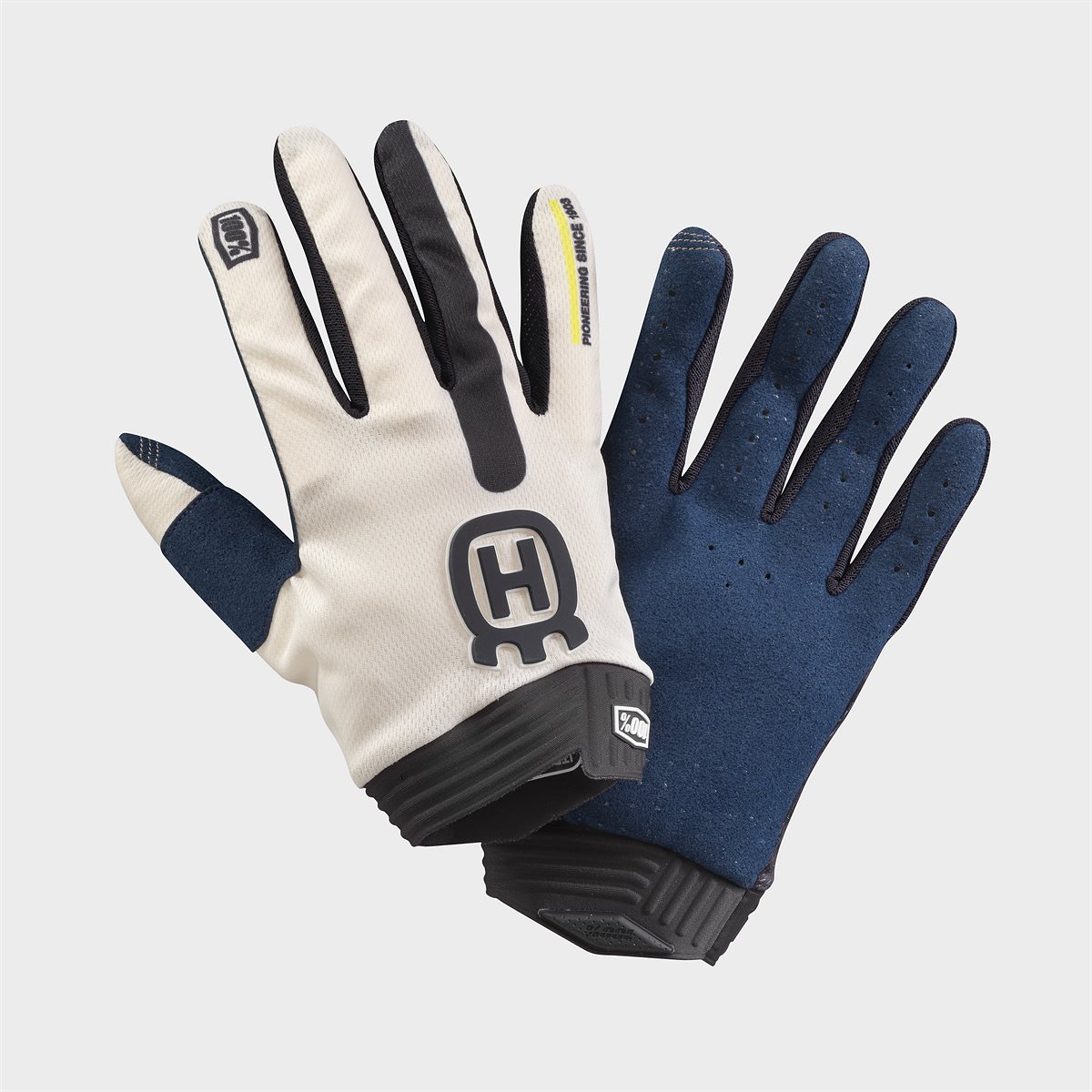 iTrack Origin Gloves (2)