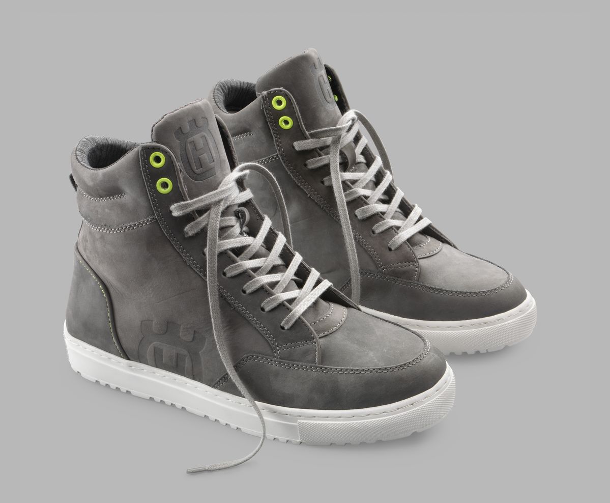 56034_3HS181020X URBAN PLAYGROUND SHOES.jpg