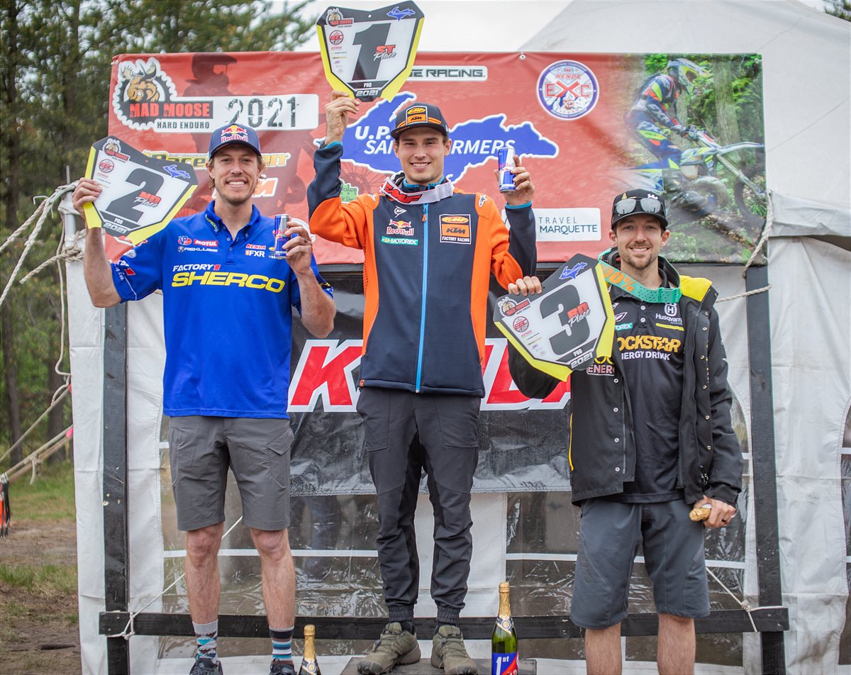 MADD MOOSE PODIUM