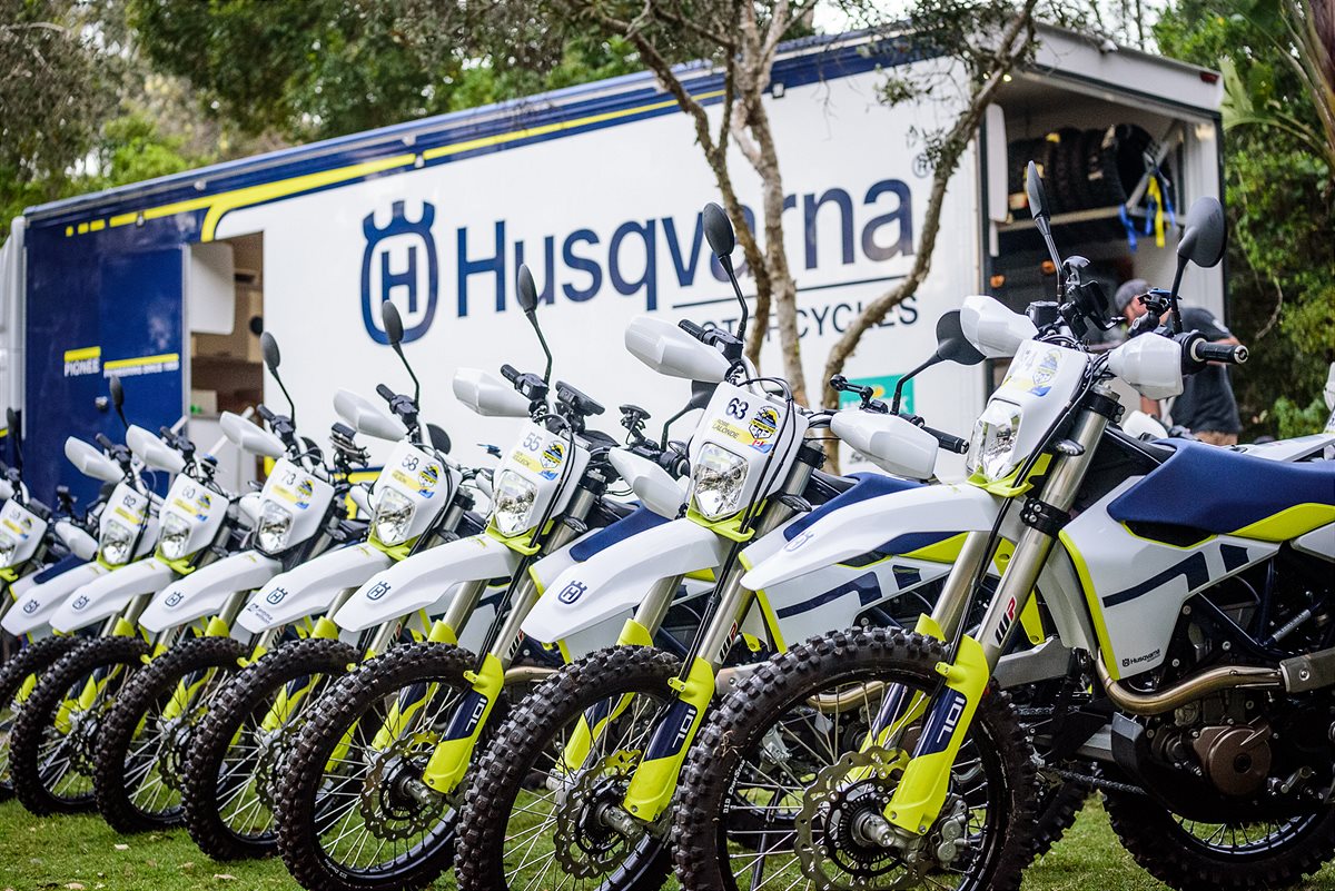2021-Husqvarna-Motorcycles-701-Enduro-Trek