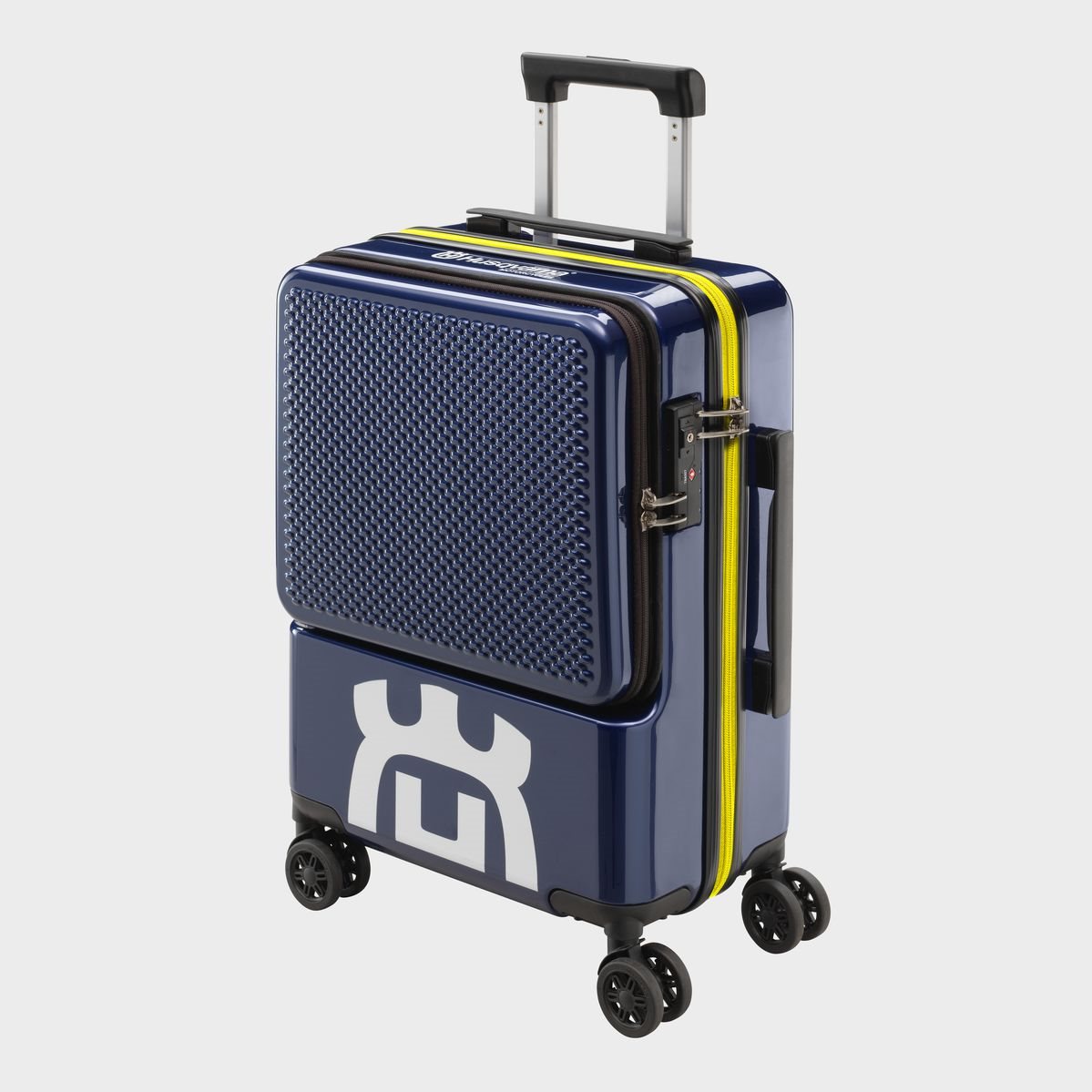 68024_3HS210011300_TROLLEY_FRONT_PERSP