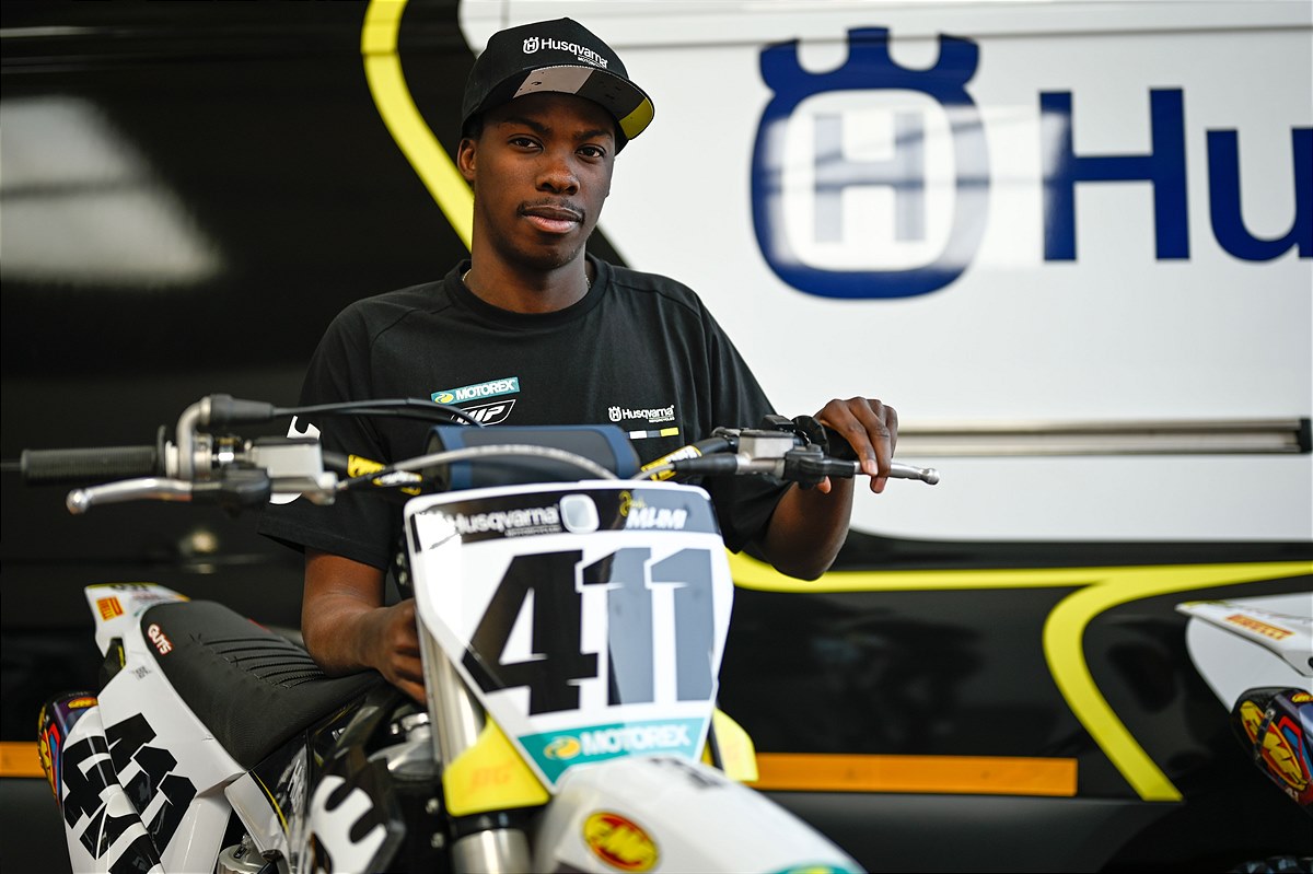 Husqvarna Racing signs Michael Docherty and Josh Mlimi captured by Sage Lee Voges for www.zcmc.co.za-4