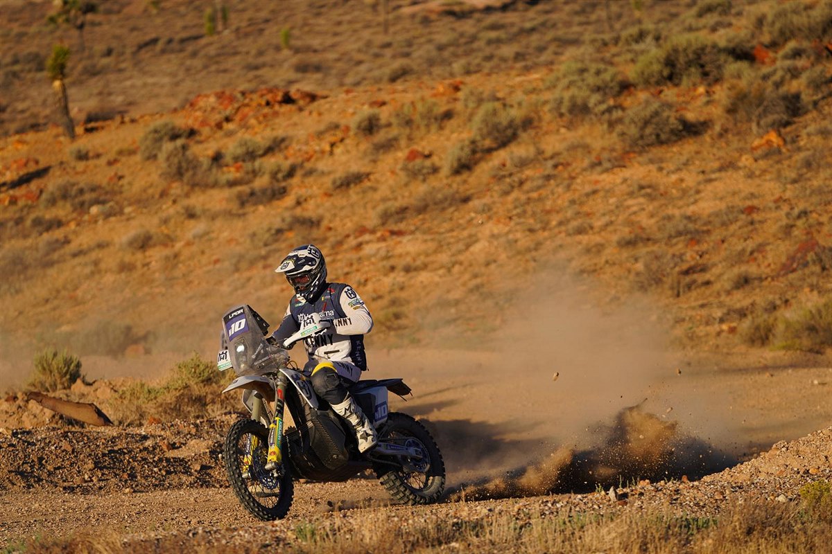 SKYLER HOWES WINS VEGAS TO RENO DESERT RACE Husqvarna Motorcycles