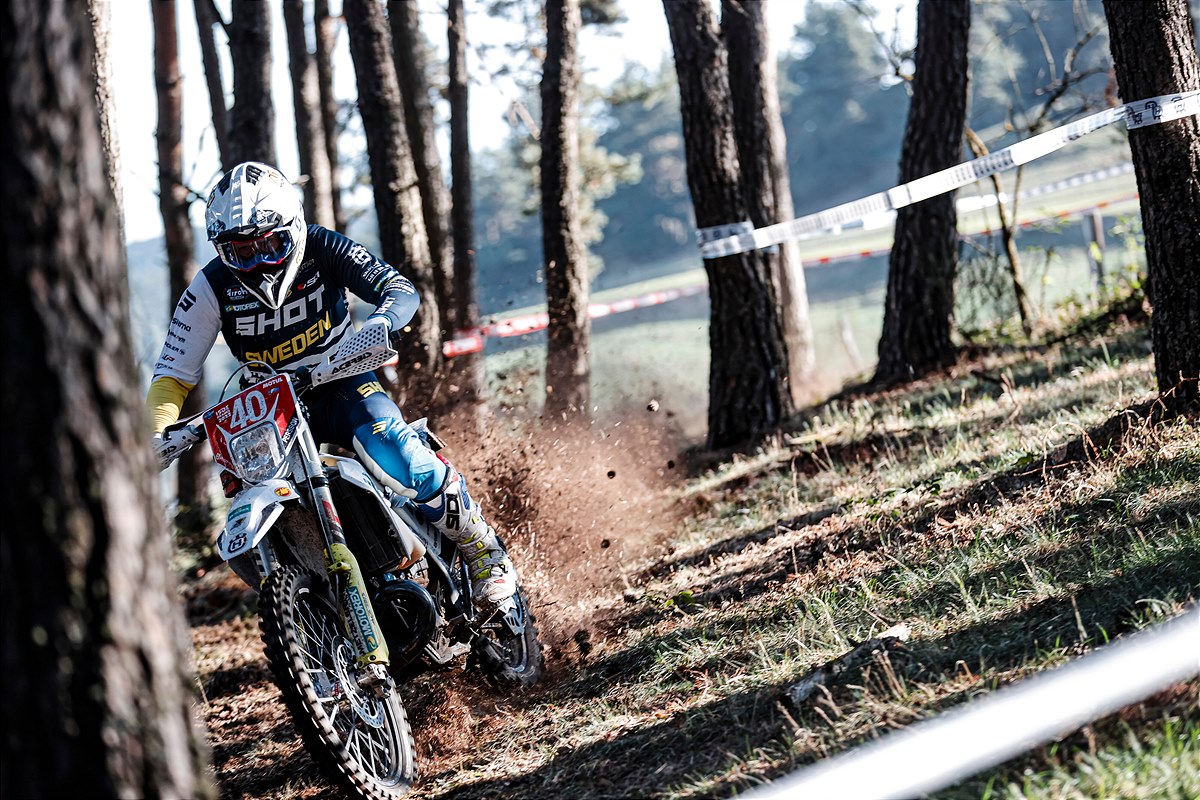 118778_mikael-persson_ISDE_2022_France_05721