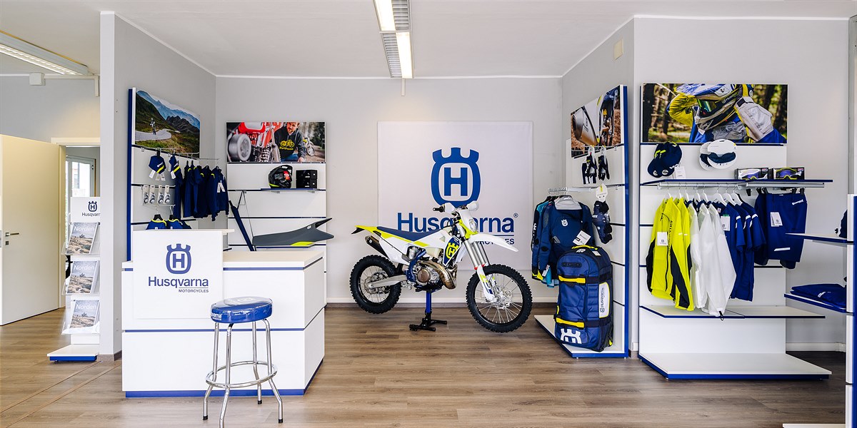 ftfoto-husqvarna-negozio-albavilla-0182-3168