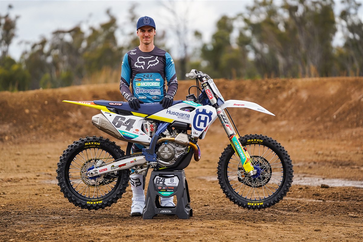Husqvarna_Racing_Team_2022_SX_photoshoot_5