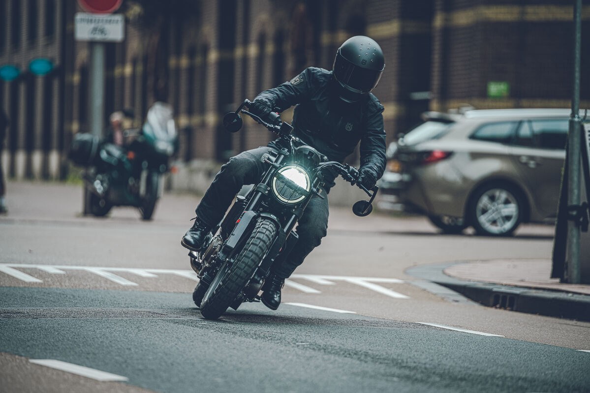 Svartpilen 401（オプション装着車）