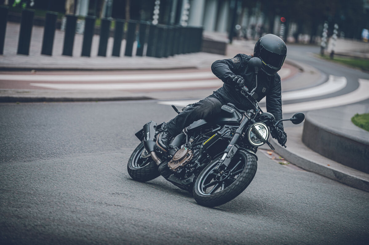 Svartpilen 250