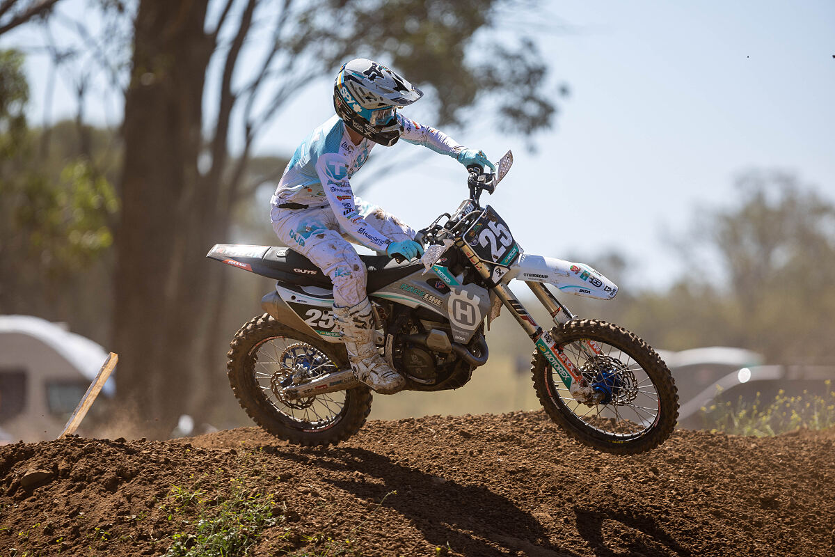 Raceline Husqvarna Berry Sweet Racing 