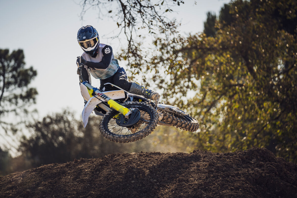 129831_FC 350 Accessorized 2024 