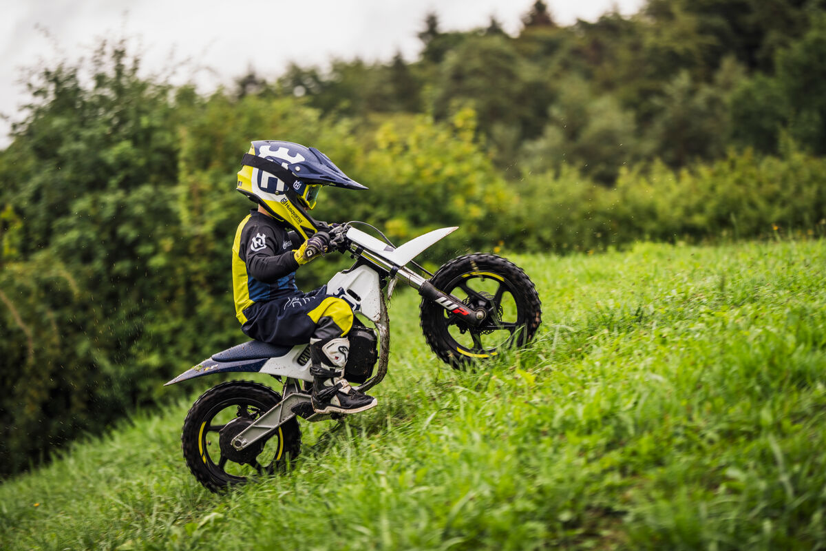 2024 Husqvarna Motorcycles EE 2