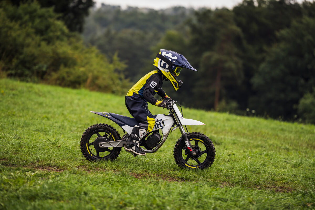 2024 Husqvarna Motorcycles EE 2