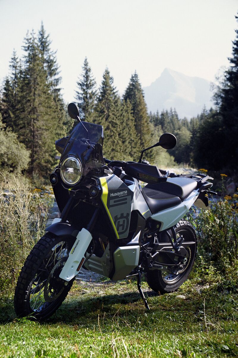 2024 Husqvarna Motorcycles Norden 901