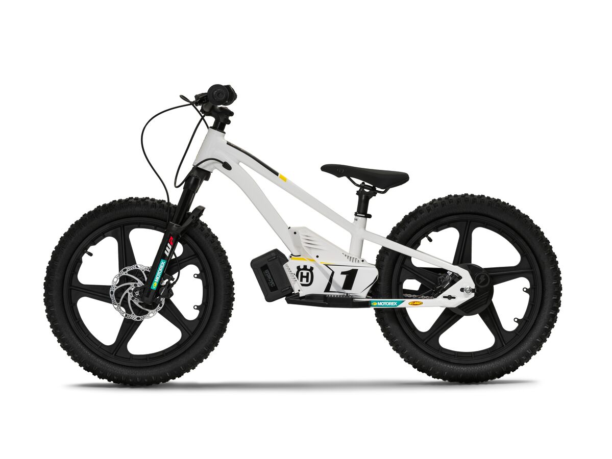 2024 Husqvarna Motorcycles EE range