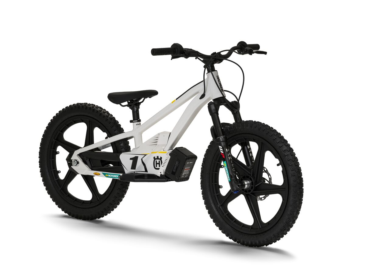 2024 Husqvarna Motorcycles EE range