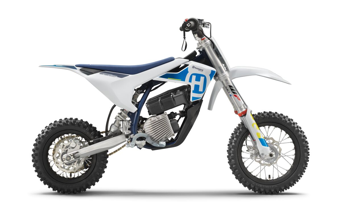 2024 Husqvarna Motorcycles EE range