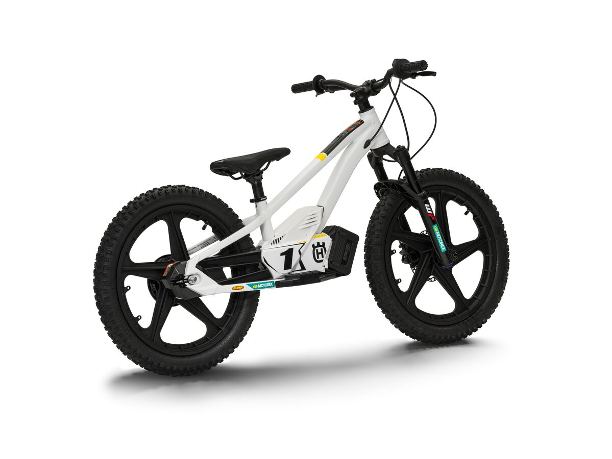 2024 Husqvarna Motorcycles EE range