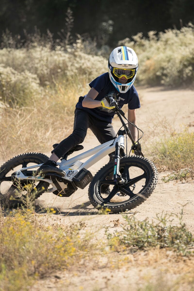 2024 Husqvarna Motorcycles EE range