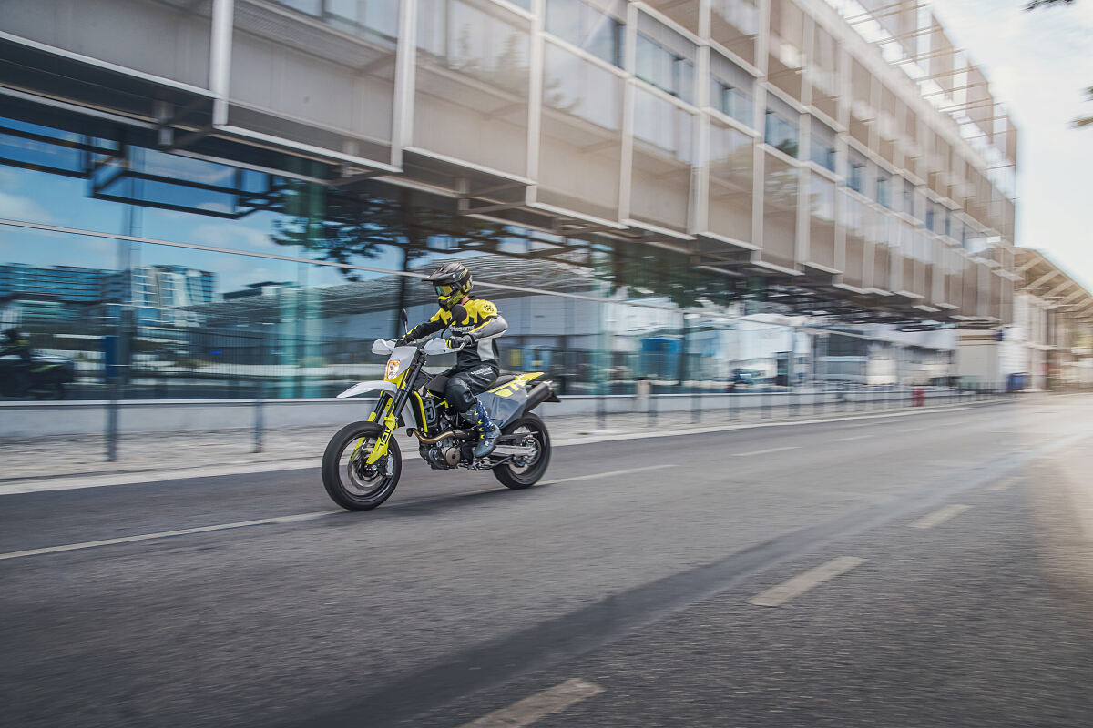 120824_701 Supermoto 2023