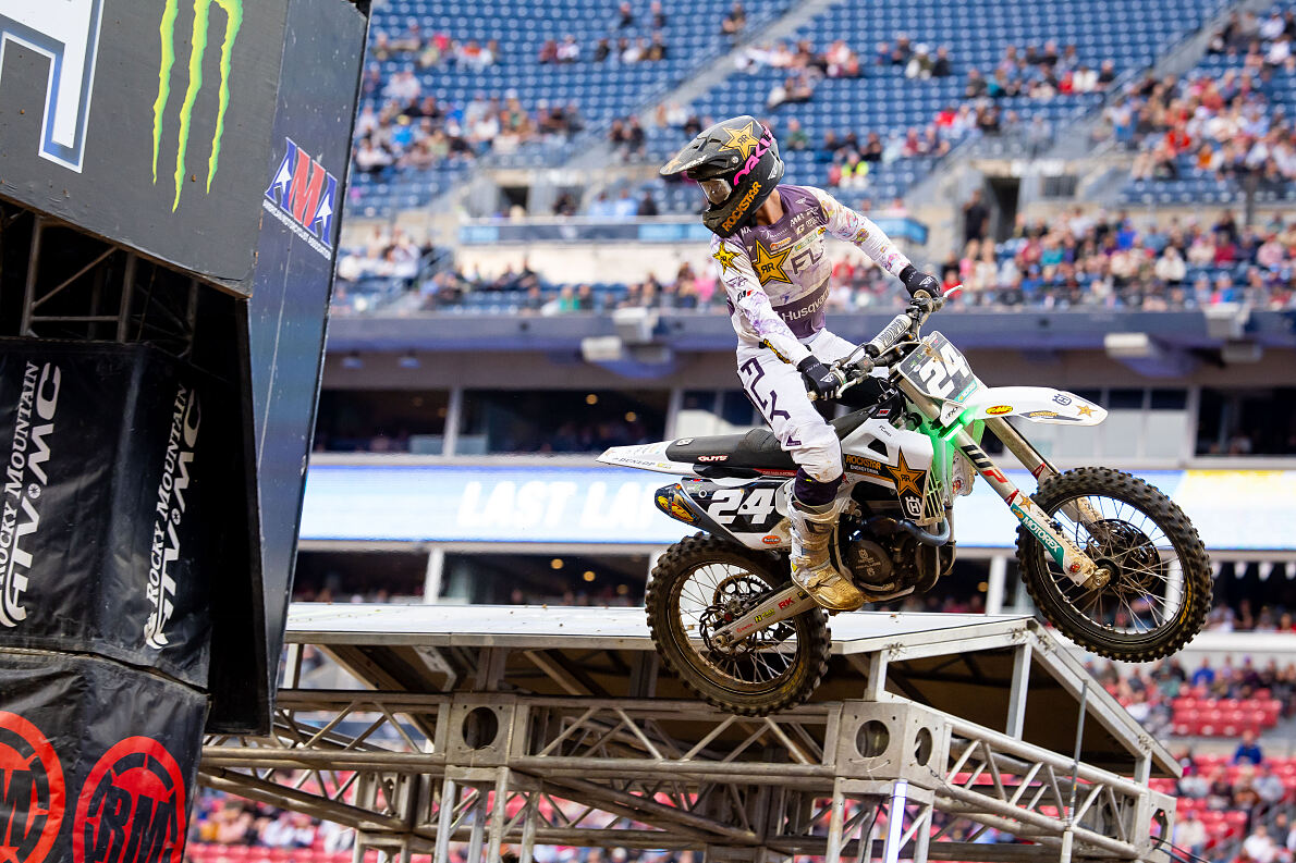 RJ Hampshire - Rockstar Energy Husqvarna - Nashville (2)