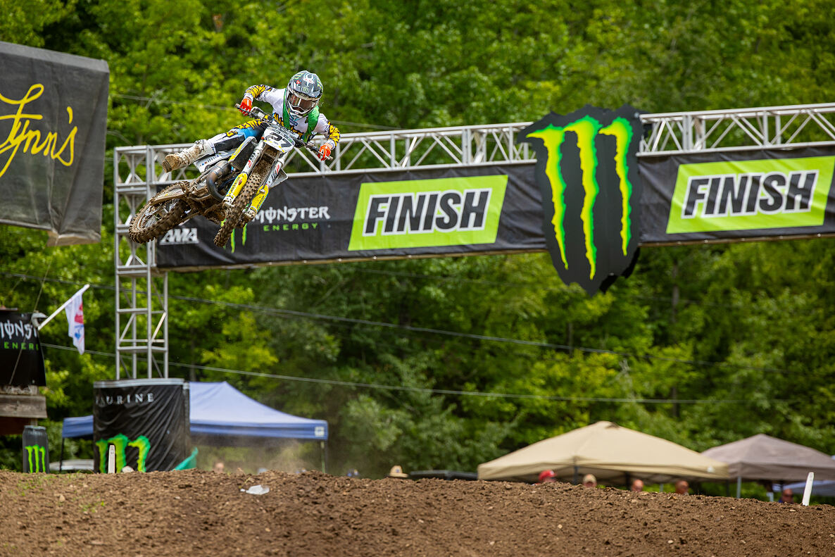 Team Husqvarna Amatuer Racing (2)