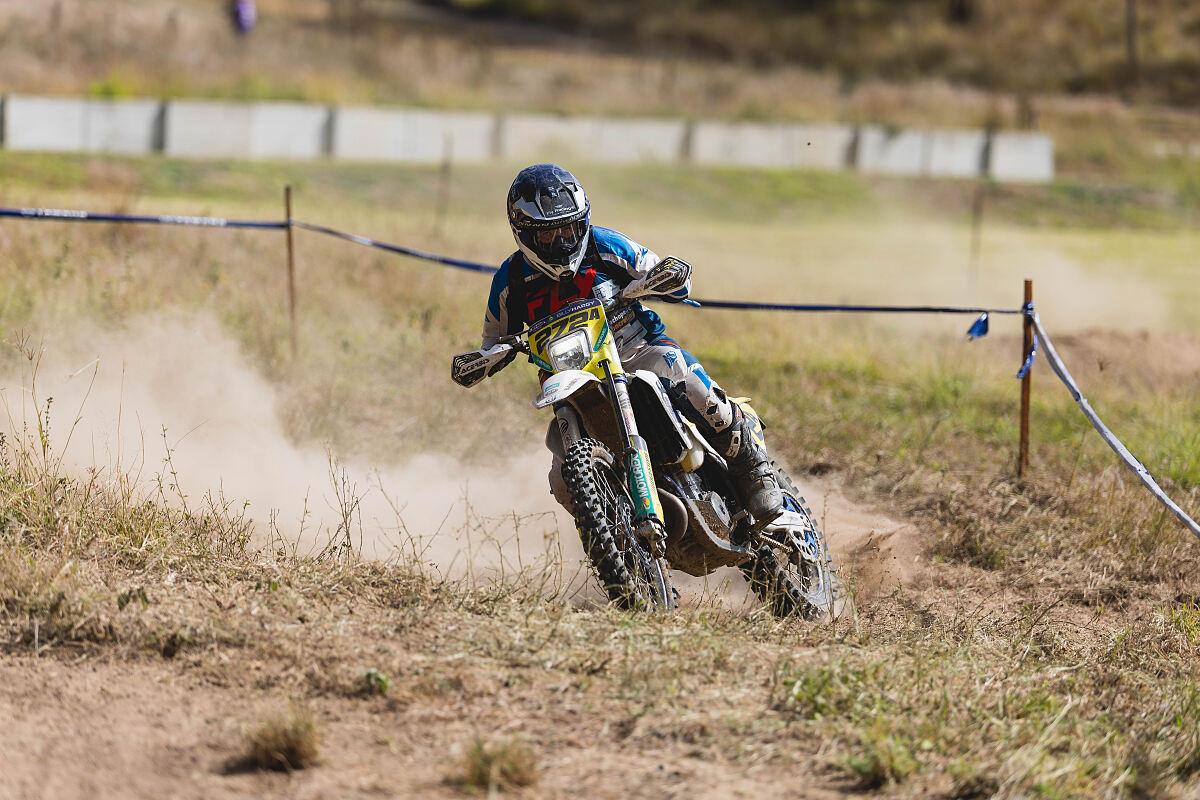 Billy Hargy - Simford Group Motorsport Husqvarna - QMP (2)