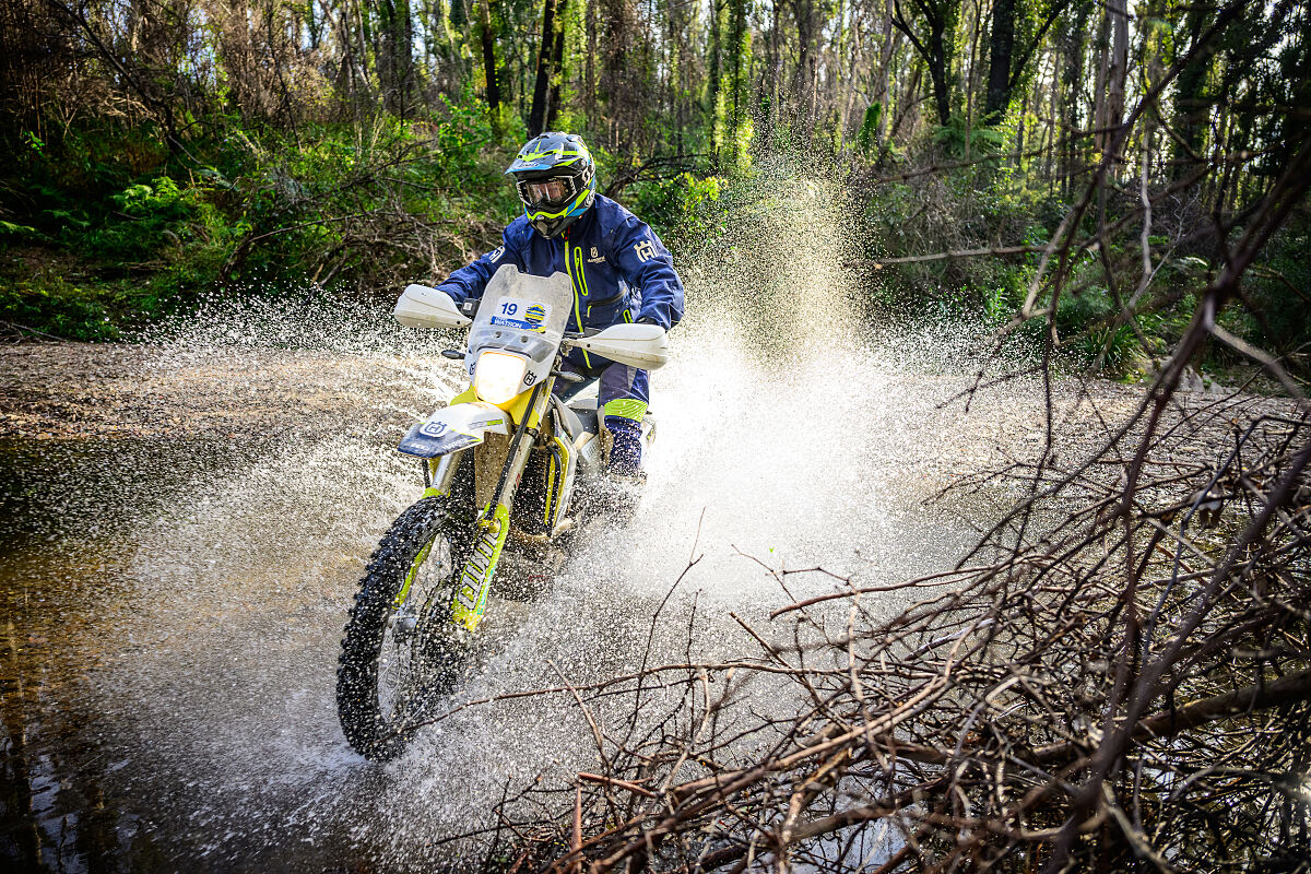 2024-Husqvarna-Trek-South-Coast