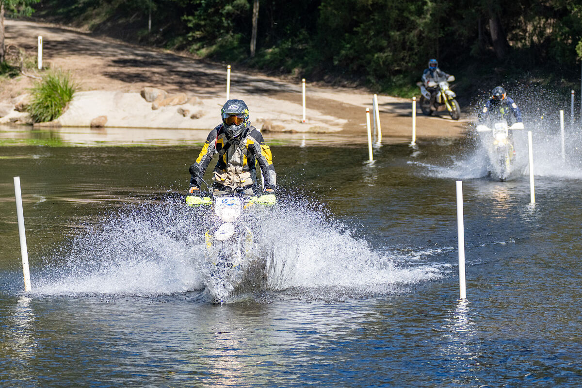 2024-Husqvarna-Trek-South-Coast