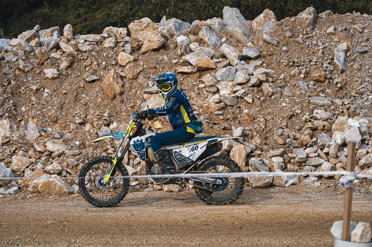 TROFEO ENDURO HUSQVARNA: LOVERE, COSTA VOLPINO E IL LAGO D’ISEO INCORNICIANO IL GRAN FINALE DI STAGIONE 2024