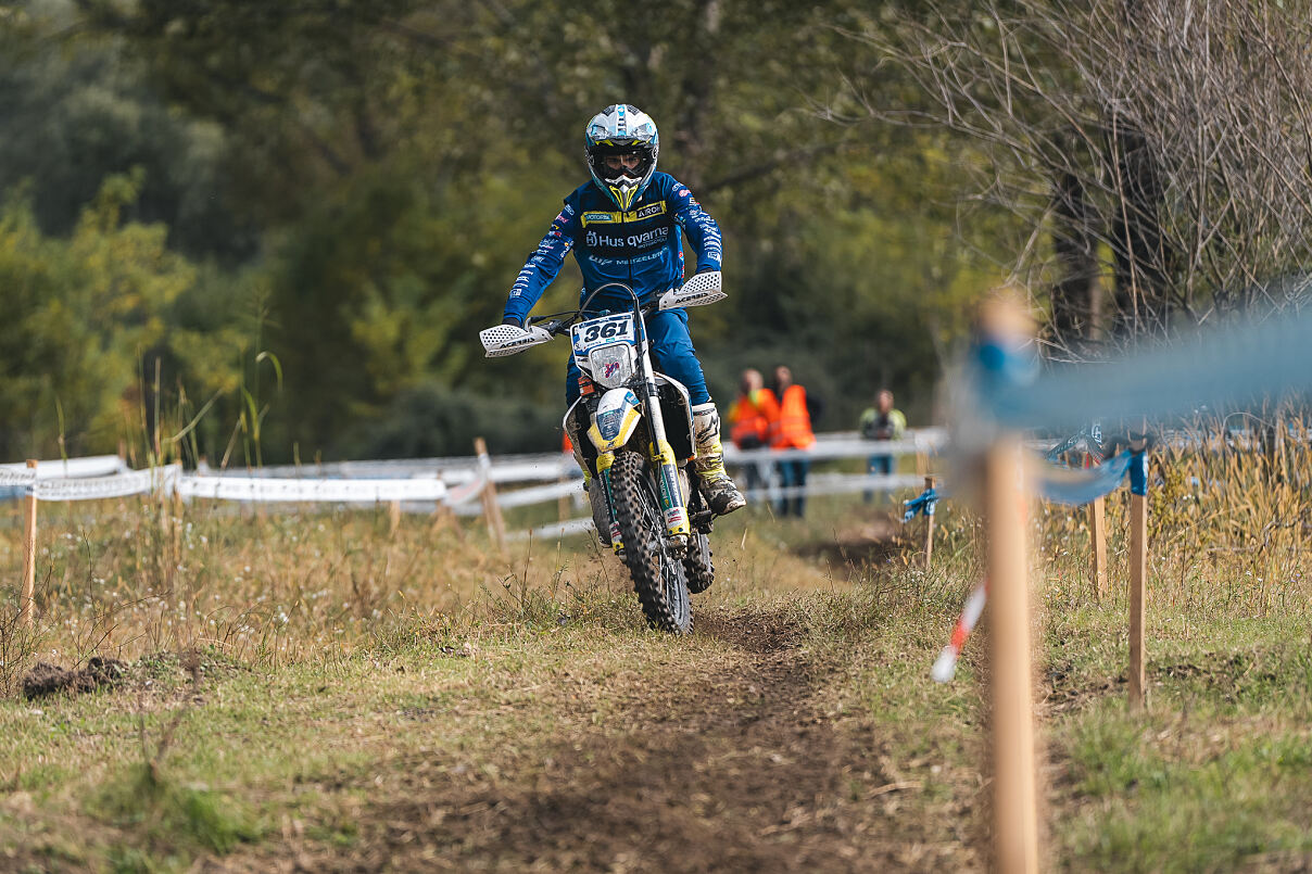 TROFEO ENDURO HUSQVARNA: LOVERE, COSTA VOLPINO E IL LAGO D’ISEO INCORNICIANO IL GRAN FINALE DI STAGIONE 2024