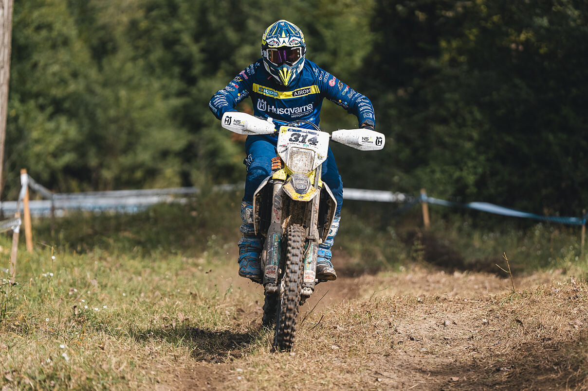 TROFEO ENDURO HUSQVARNA: LOVERE, COSTA VOLPINO E IL LAGO D’ISEO INCORNICIANO IL GRAN FINALE DI STAGIONE 2024