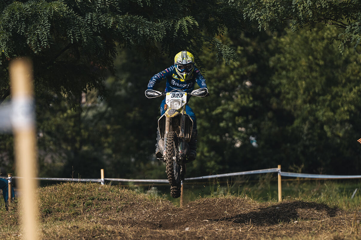 TROFEO ENDURO HUSQVARNA: LOVERE, COSTA VOLPINO E IL LAGO D’ISEO INCORNICIANO IL GRAN FINALE DI STAGIONE 2024