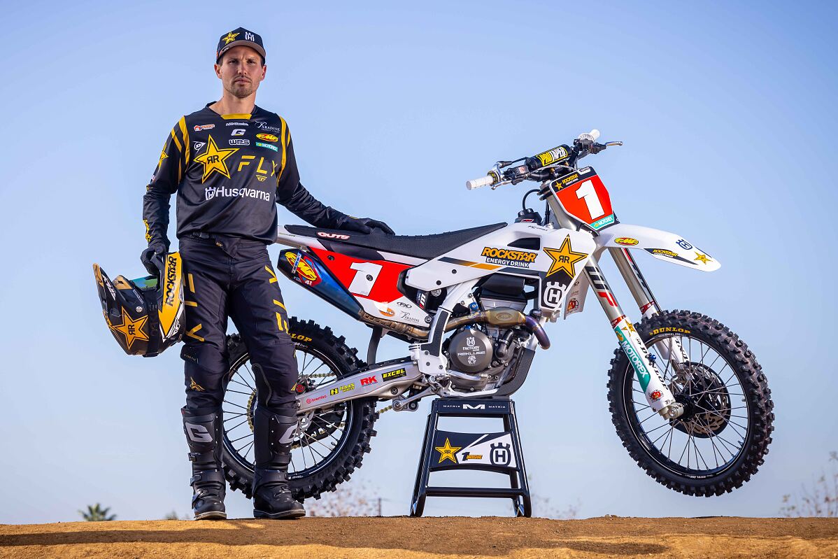 RJ Hampshire - Rockstar Energy Husqvarna Factory Racing Team 2025 (5)