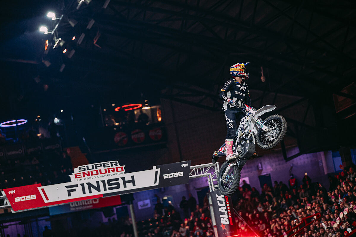 Billy Bolt - Husqvarna Factory Racing - 2025 SuperEnduro Round 6, United Kingdom