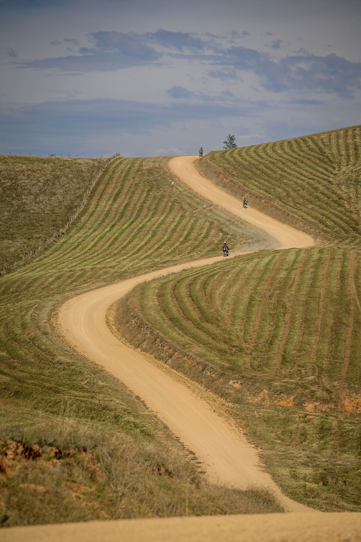 2025-Husqvarna-Trek-Australia-High-Country