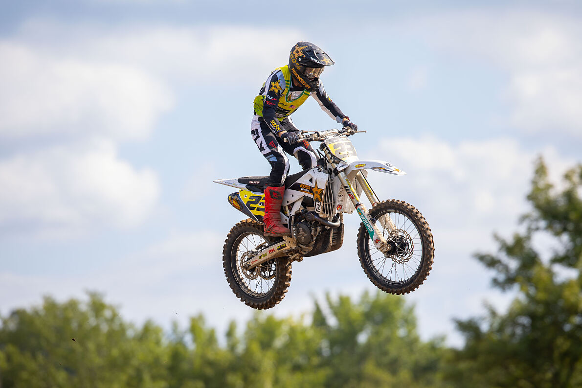 Team Husqvarna 2025