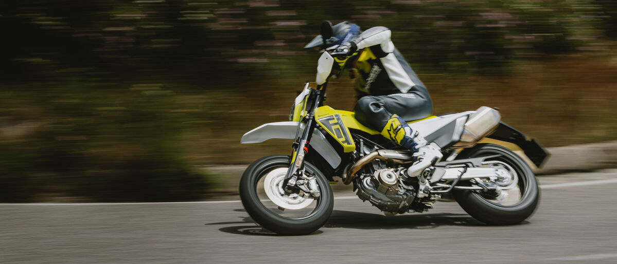 189784_701 Supermoto 2026