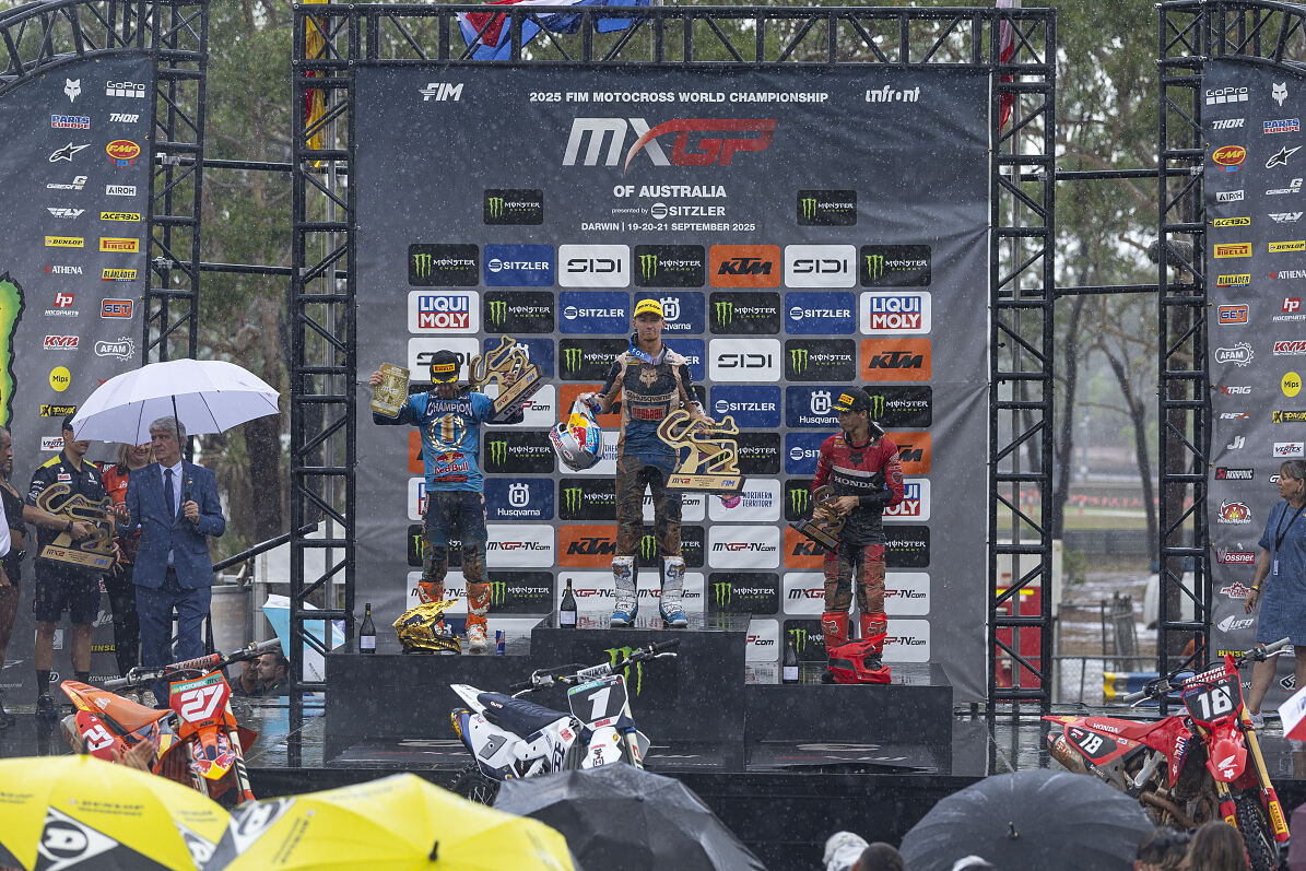 MX2podium_Australia_2025_Fullspectrum_ESZ-16306